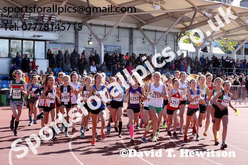 Girls under-15s  Northern 3 Stage Road Relay, SportsCity, Manchester. Photo: David T. Hewitson/Sports for All Pics
